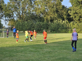 Tweede training S.K.N.W.K. JO12-1 seizoen 2024-2025 (30/42)